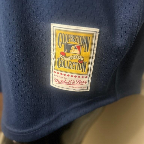 Astros Jersey, the Season just started - Picture 6 of 8